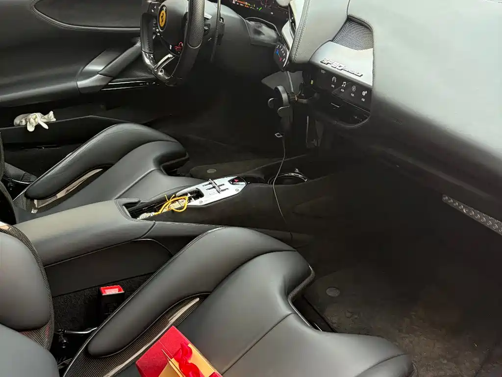 SF90 2020 3.9T V8 Stradale купить на сайте DeffCars