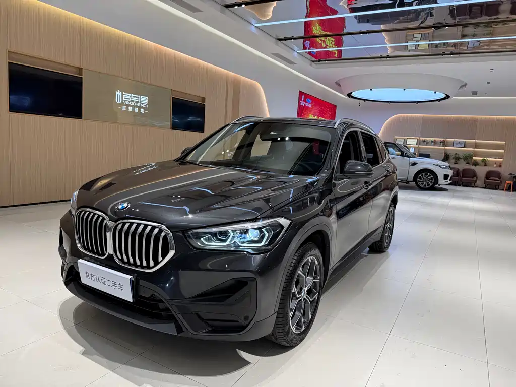 BMW X1 2022 sDrive25Li Leading Model купить на сайте DeffCars