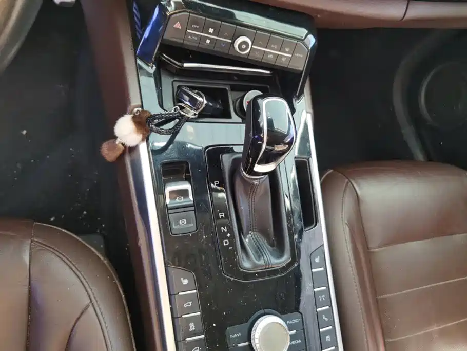Wei brand VV7 2017 2.0T flagship model купить на сайте DeffCars