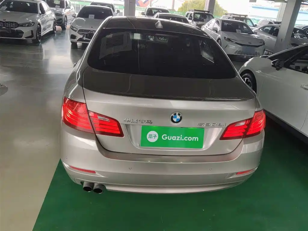 BMW 5 Series 2017 520Li Elegant купить на сайте DeffCars