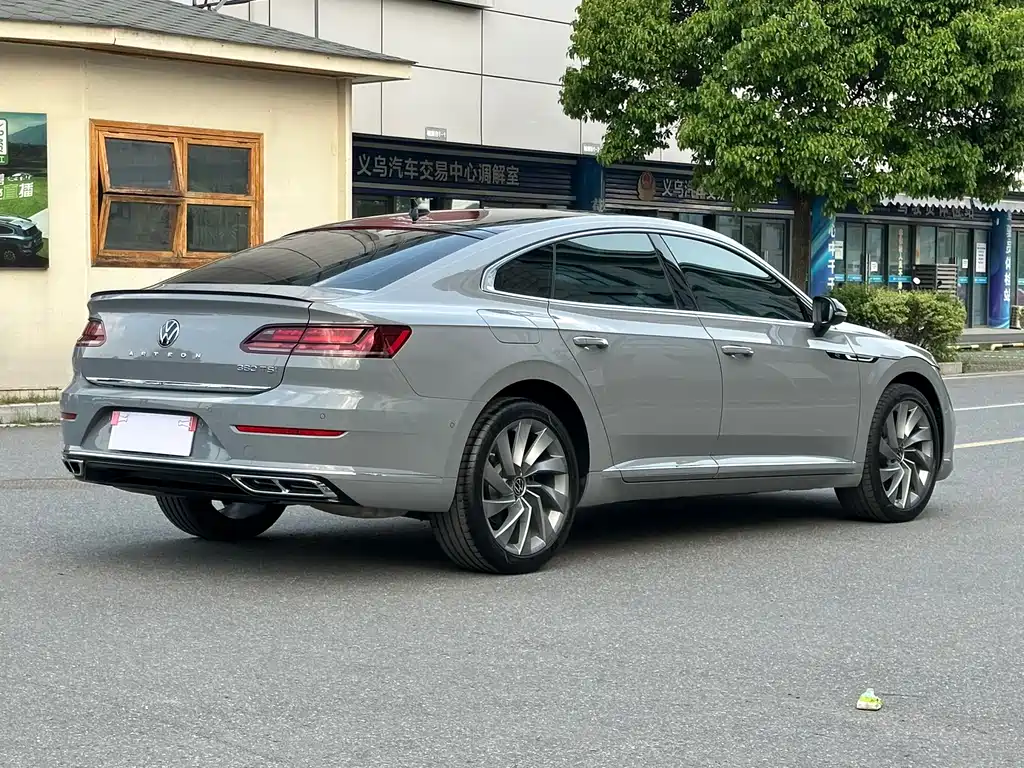 FAW-Volkswagen CC 2023 380TSI eye-catching version купить на сайте DeffCars