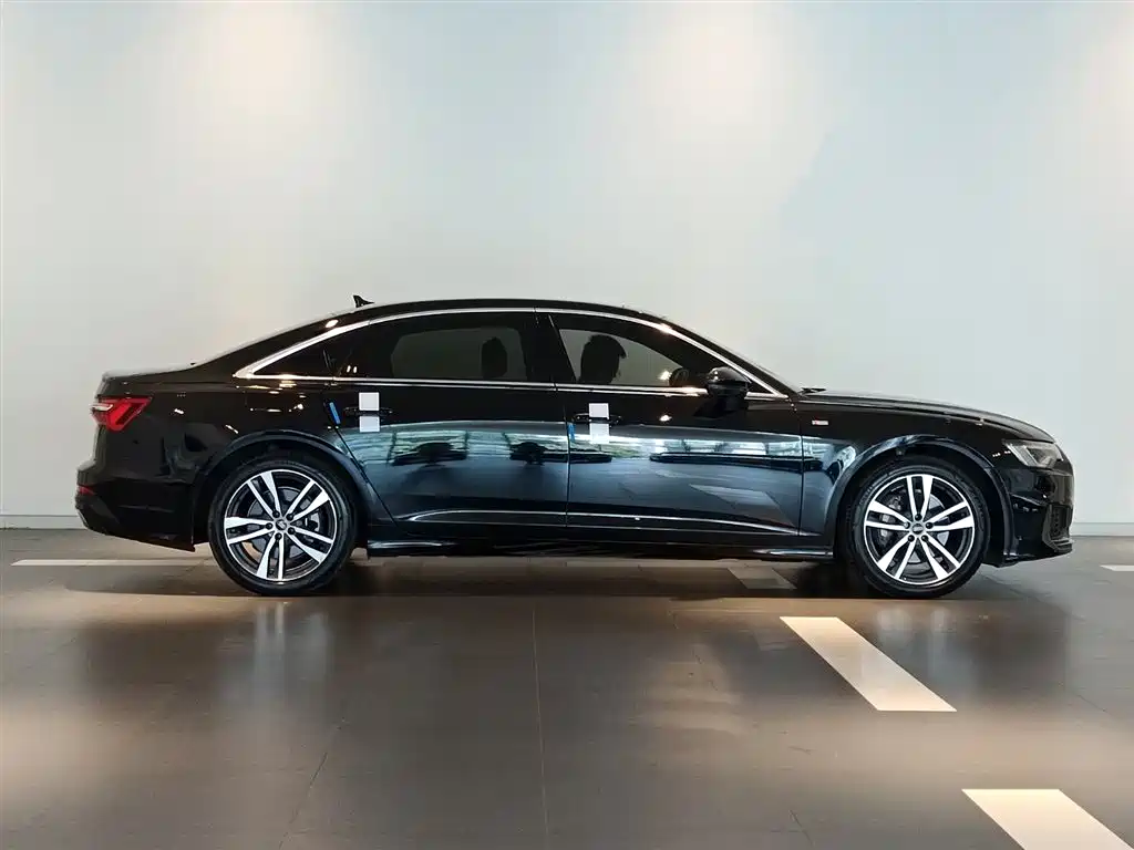Audi A6L 2022 40 TFSI luxury and dynamic model купить на сайте DeffCars