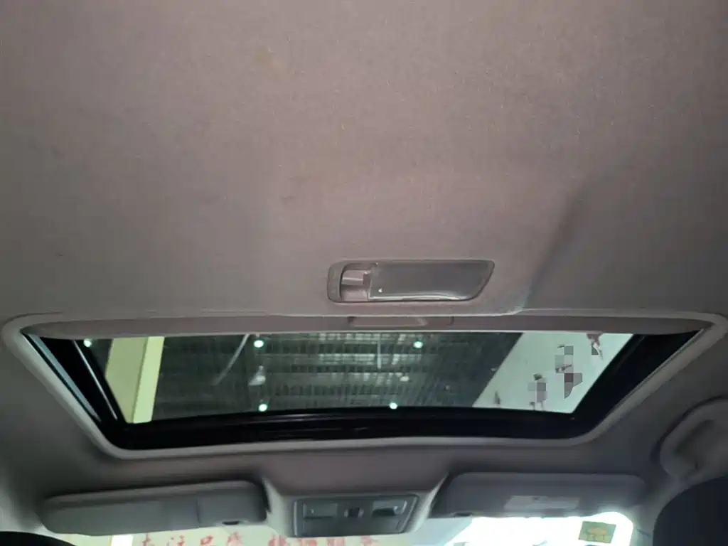 Tiida 2016 1.6L CVT cool version купить на сайте DeffCars