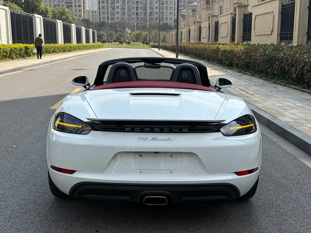 Porsche 718 2018 Boxster 2.0T купить на сайте DeffCars