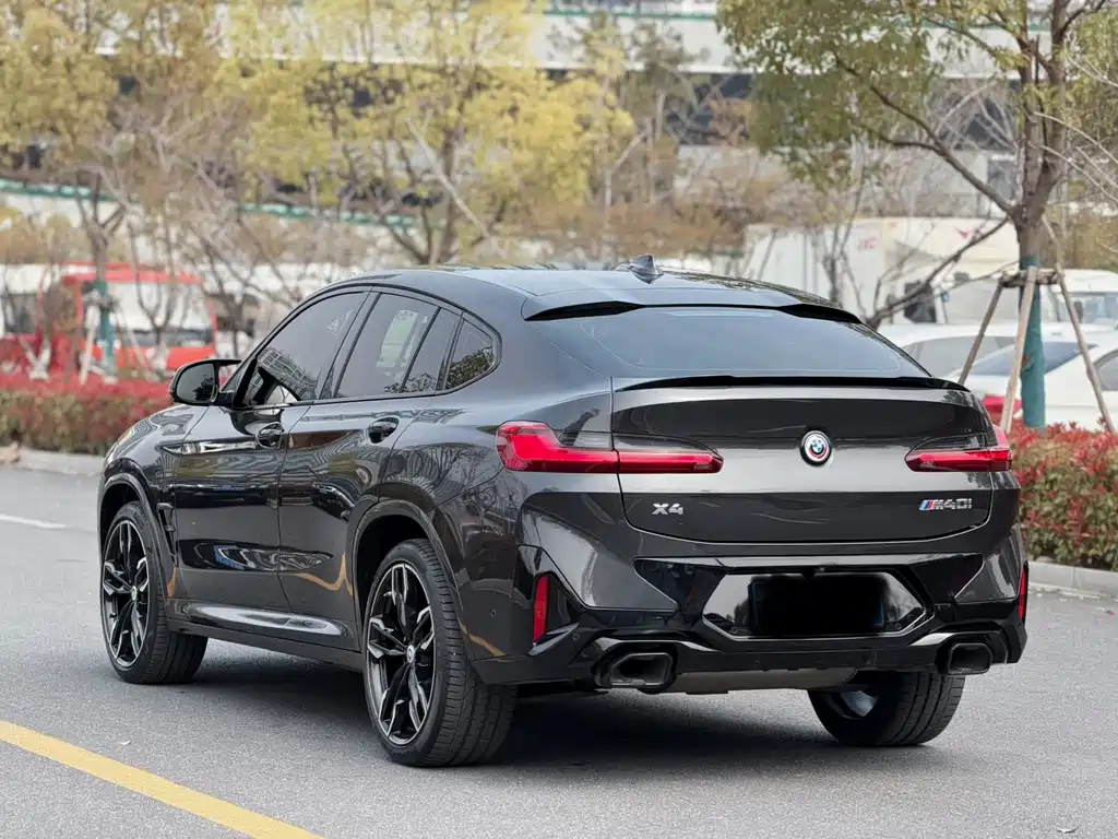 BMW X4 M40i 2022 M40i купить на сайте DeffCars