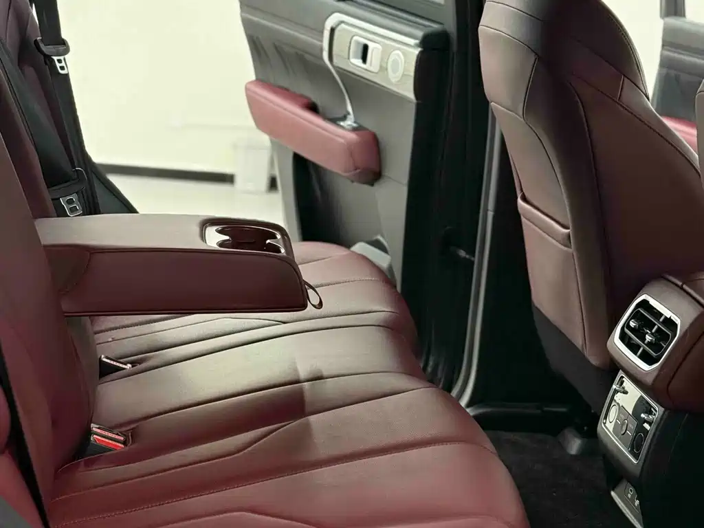 Tank 400 New Energy 2024 Hi4-T Off-Road Version купить на сайте DeffCars