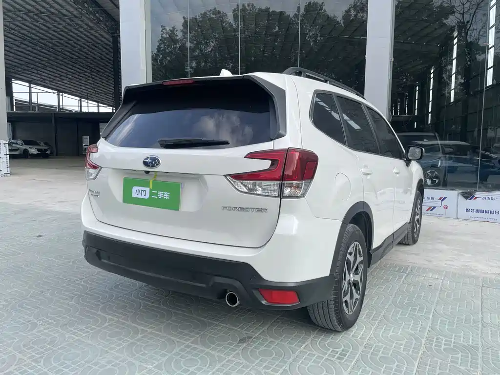 Forester 2022 2.0i AWD Deluxe Edition EyeSight купить на сайте DeffCars