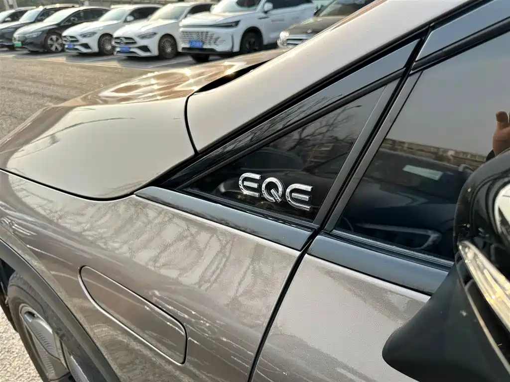 Mercedes-Benz EQE SUV 2023 500 4MATIC купить на сайте DeffCars