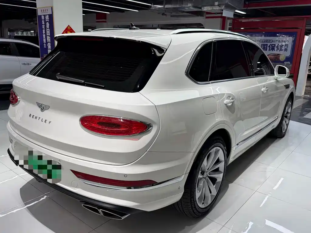 Bentayga plug-in hybrid 2021 3.0T PHEV купить на сайте DeffCars