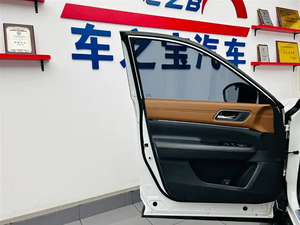 Tanlu 2024 380VC-TURBO four-wheel drive Zhizun Edition 6 seats купить на сайте DeffCars
