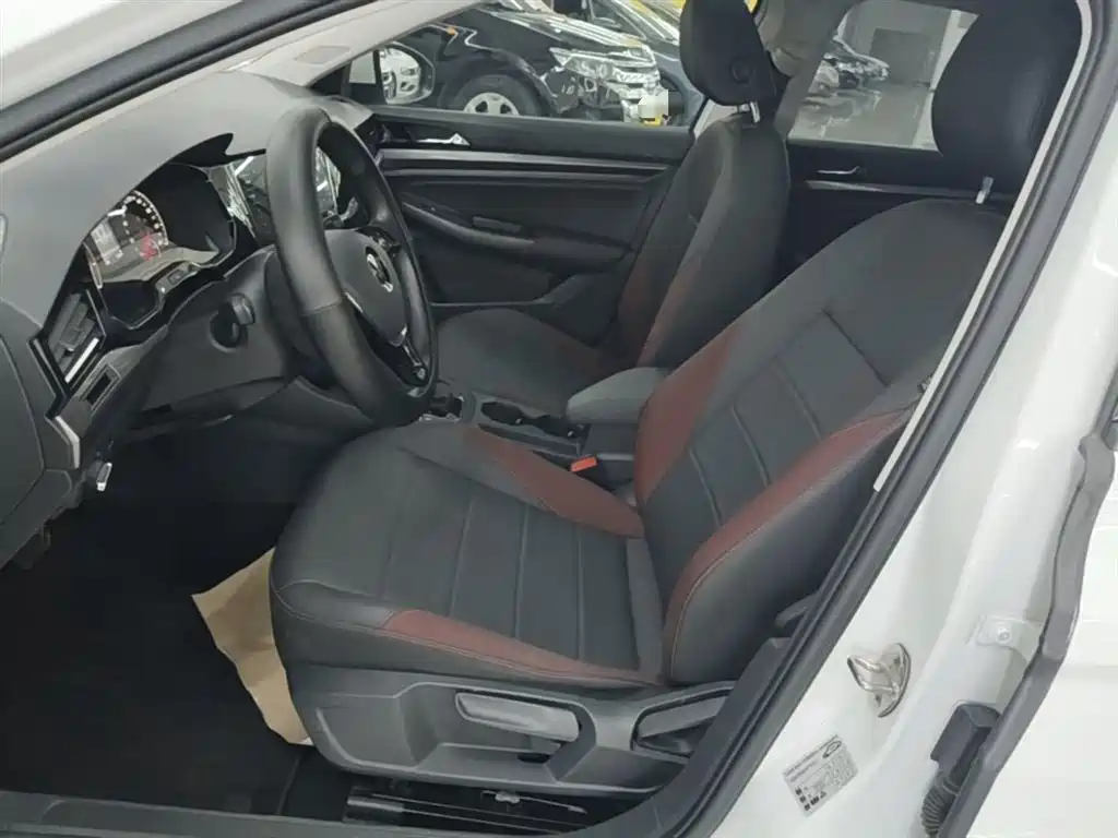 Bora 2021 1.5L automatic comfort intelligent connected version купить на сайте DeffCars