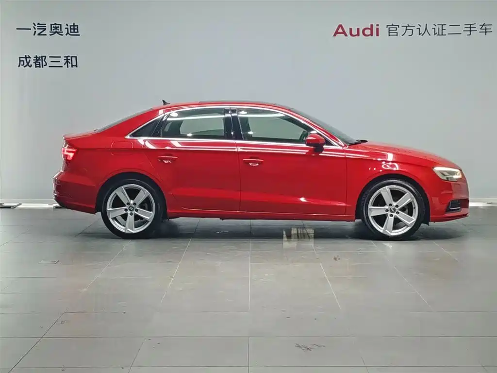 Audi A3 2019 Limousine 35 TFSI Fashion Type National VI купить на сайте DeffCars