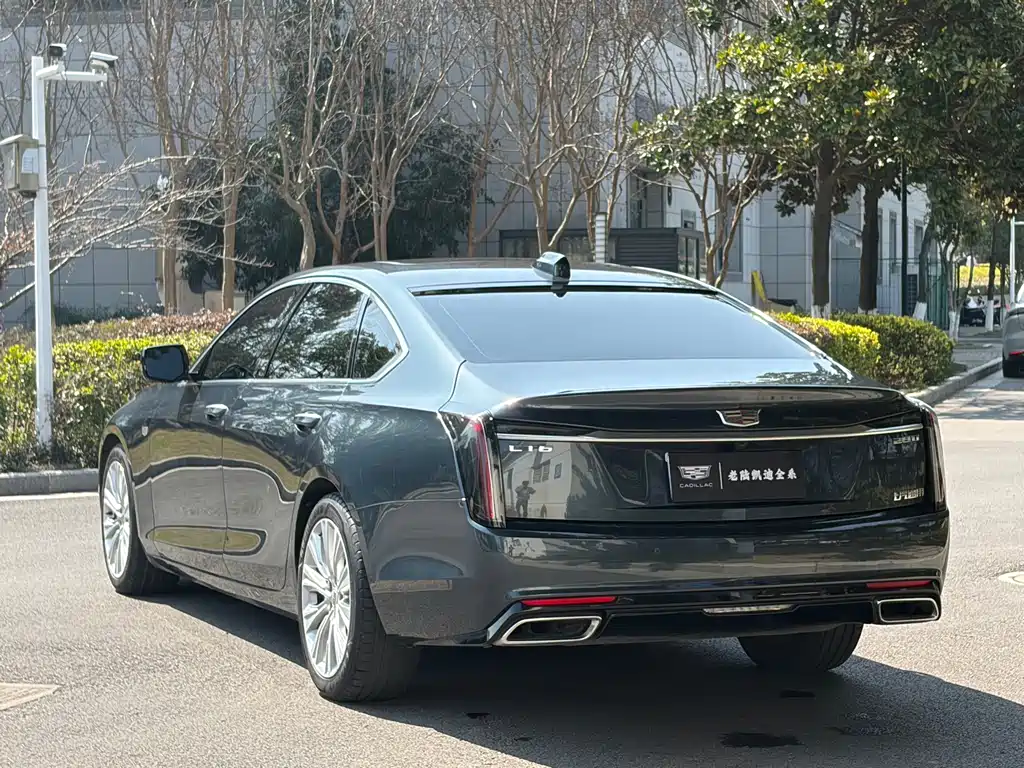 Cadillac CT6 2023 28T Premium Model купить на сайте DeffCars