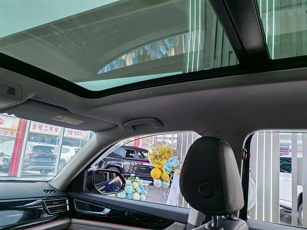 Touron 2022 380TSI four-wheel drive luxury version купить на сайте DeffCars