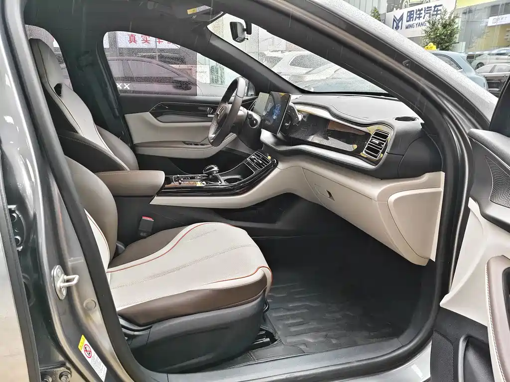 Qin Plus 2023 Champion Edition DM-i 120KM Leading Type купить на сайте DeffCars