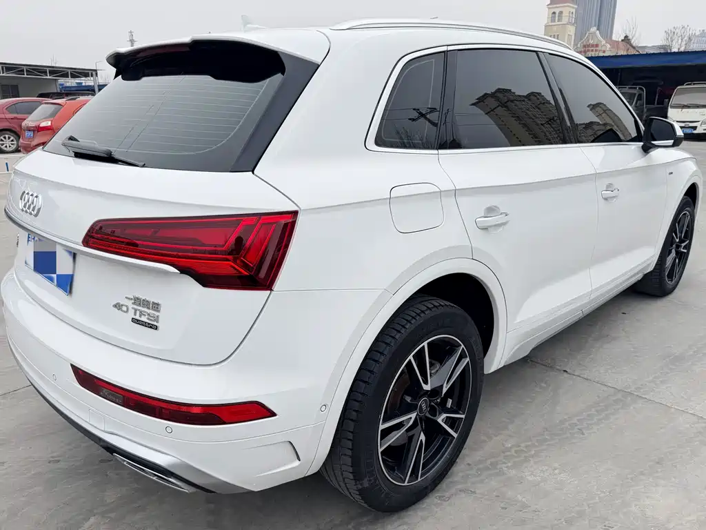 Audi Q5L 2021 40 TFSI Fashionable and Dynamic купить на сайте DeffCars
