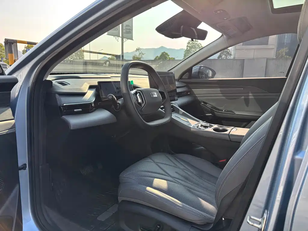 Galaxy L6 2025 EM-i 140km Starship Edition купить на сайте DeffCars