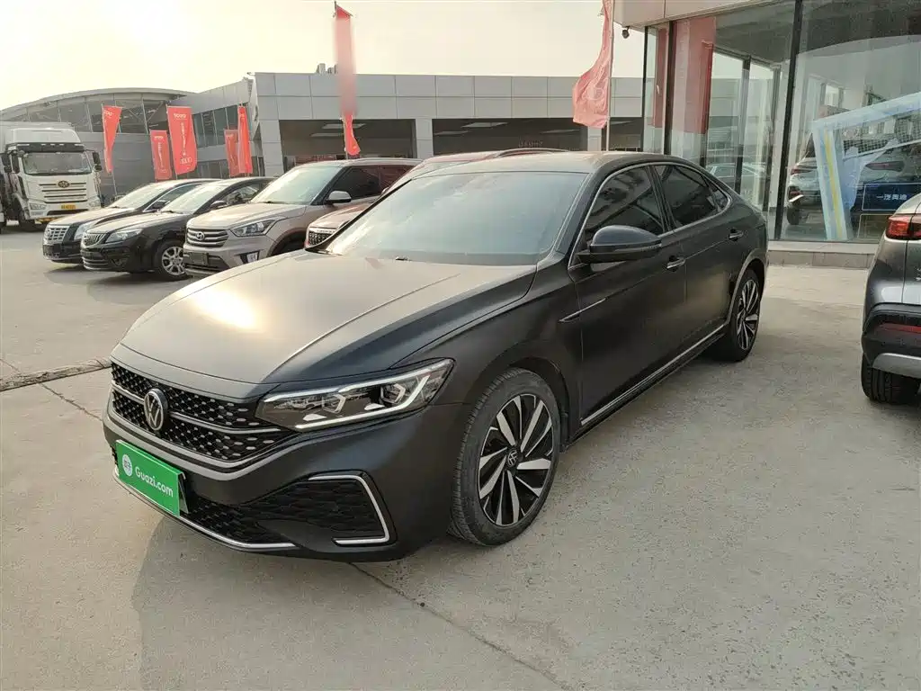 Passat 2022 330TSI Starry Sky Deluxe Edition купить на сайте DeffCars