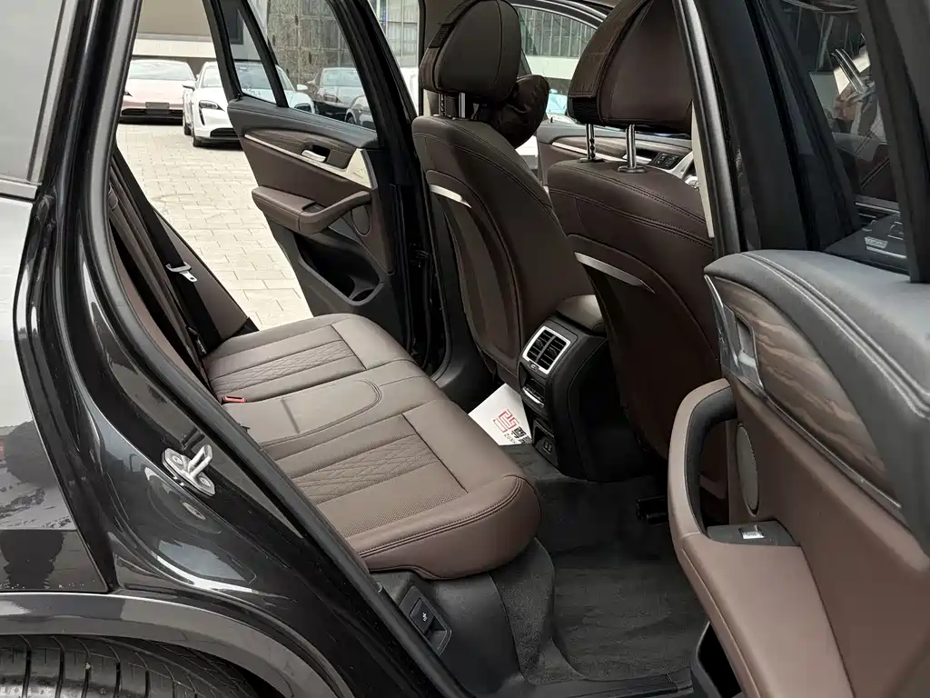 BMW X3 2022 Model 2 xDrive30i Leading M Night Package купить на сайте DeffCars