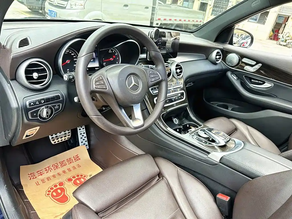 Mercedes-Benz GLC 2016 GLC 260 4MATIC luxury model купить на сайте DeffCars