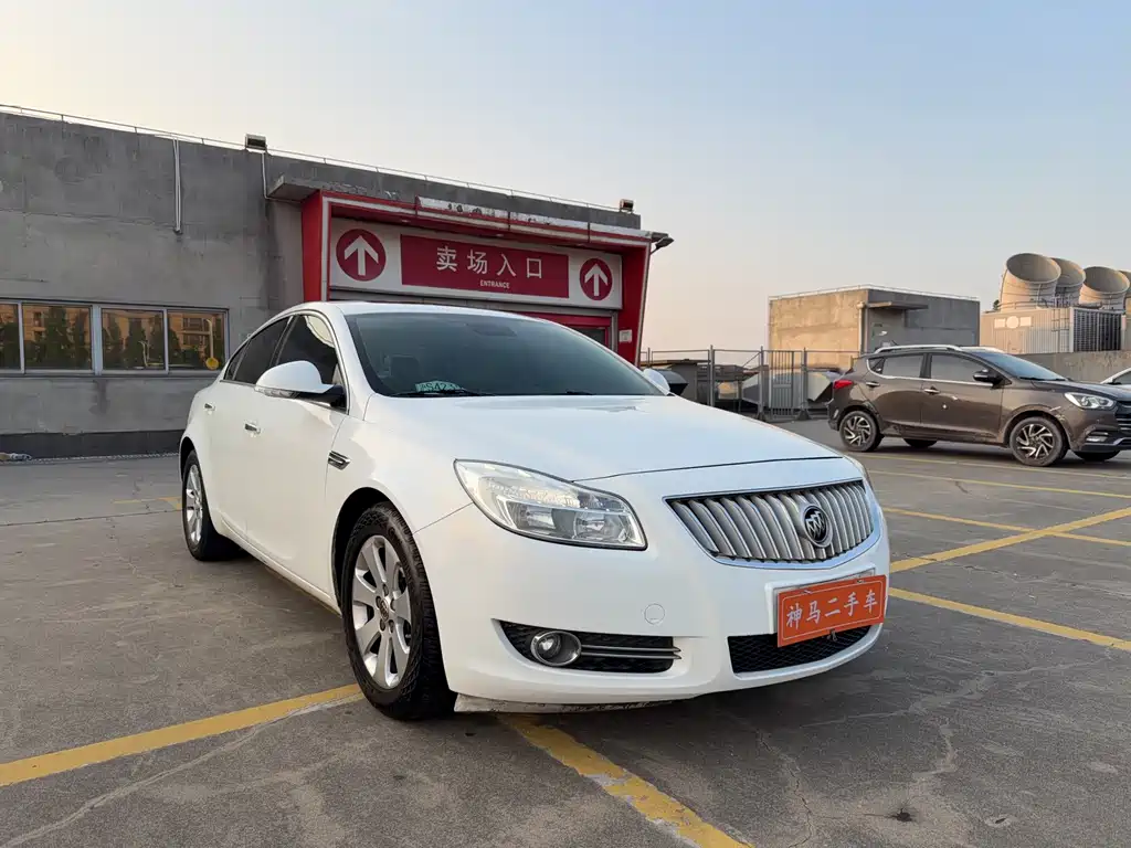 Regal 2012 2.0L Deluxe Edition купить на сайте DeffCars
