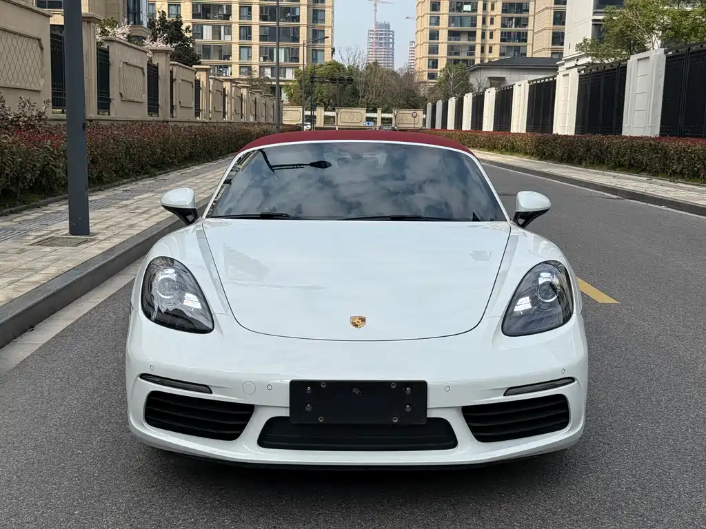 Porsche 718 2018 Boxster 2.0T купить на сайте DeffCars
