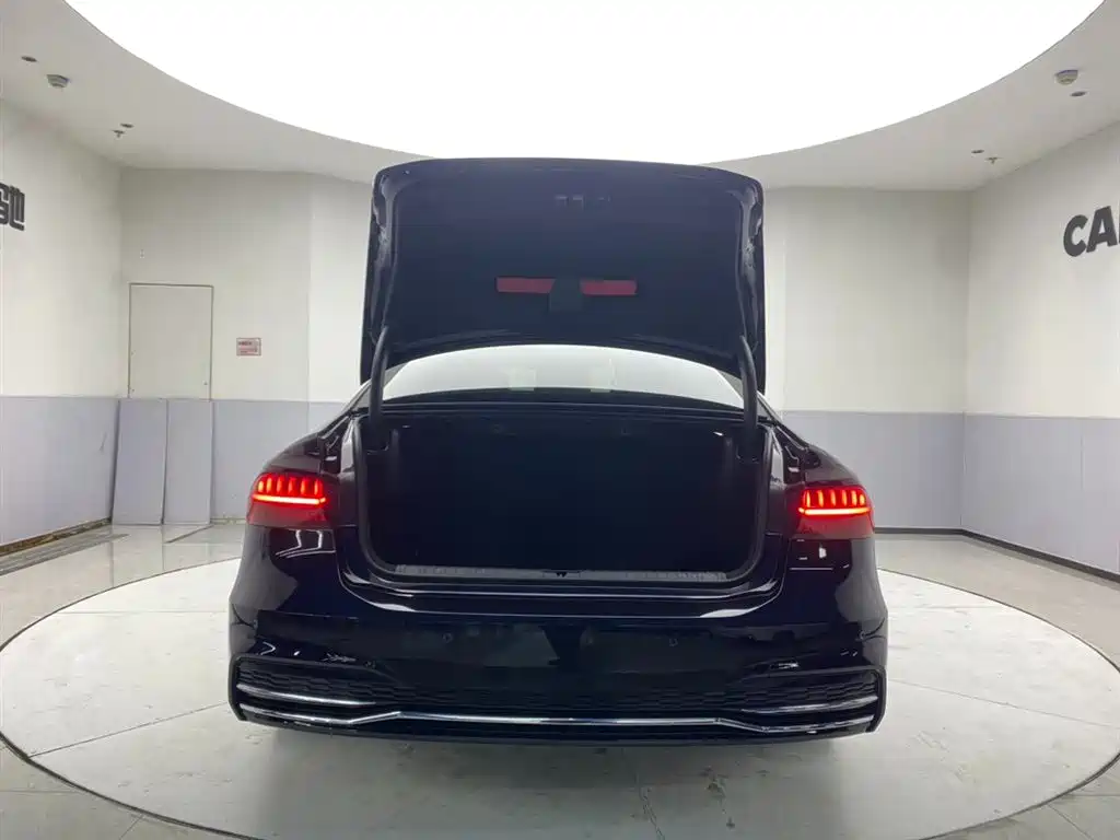 Audi A7L 2024 45 TFSI luxury model купить на сайте DeffCars
