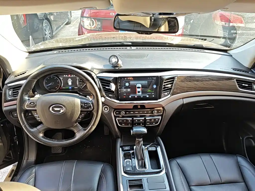 Trumpchi GS8 2017 320T 2WD Luxury Connected Edition (seven seats) купить на сайте DeffCars