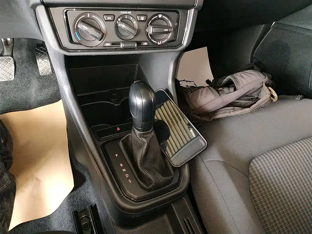 Santana 2019 1.5L automatic fashion version National VI купить на сайте DeffCars
