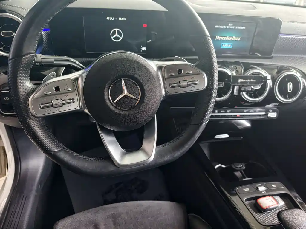Mercedes-Benz A-Class 2020 A 180 L Sports Sedan купить на сайте DeffCars