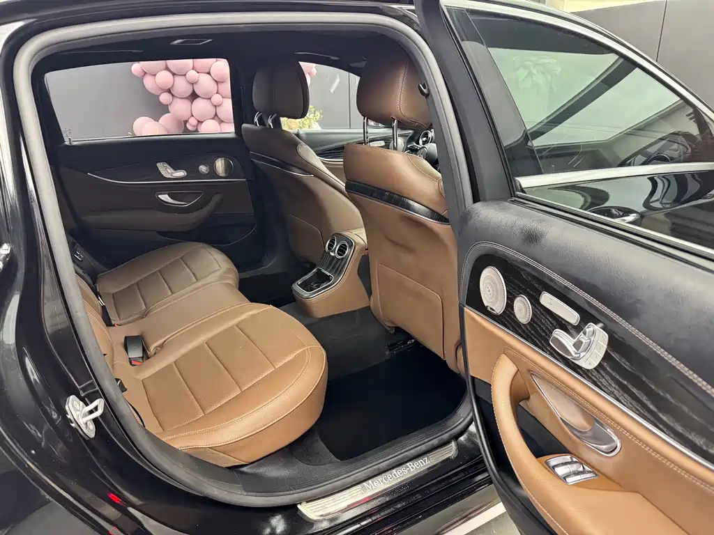 Mercedes-Benz E-Class 2022 E 300 L Luxury Model купить на сайте DeffCars