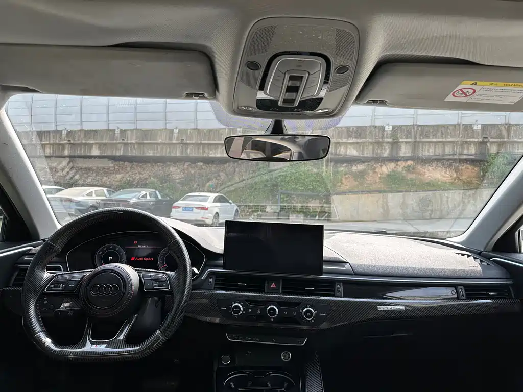 Audi A4L 2020 40 TFSI Fashionable and Dynamic купить на сайте DeffCars