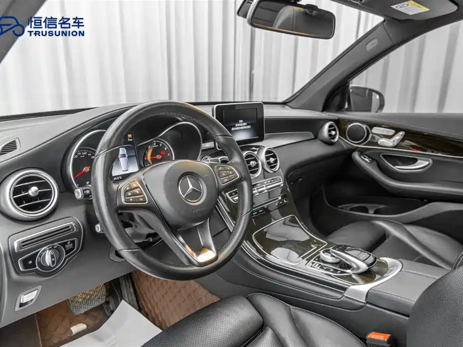Mercedes-Benz GLC 2019 GLC 260 4MATIC Dynamic купить на сайте DeffCars