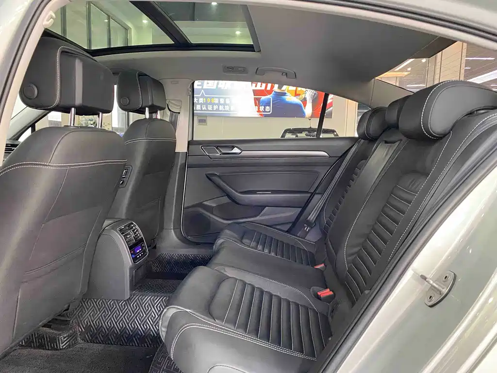 Magotan 2020 330TSI DSG leading model купить на сайте DeffCars