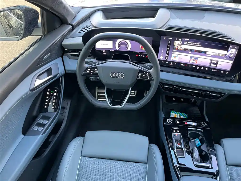 Audi Q6L Sportback e-tron 2026 first pilot version купить на сайте DeffCars