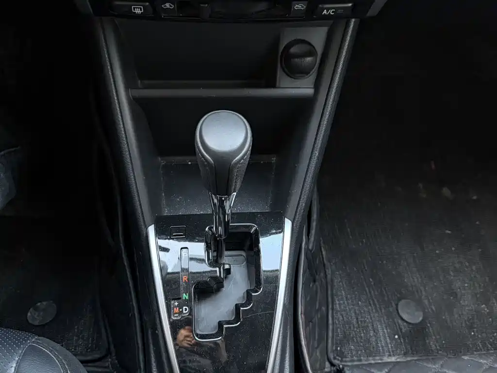 YARiS L Zhixuan 2022 Zhixuan X 1.5L CVT luxury PLUS version купить на сайте DeffCars