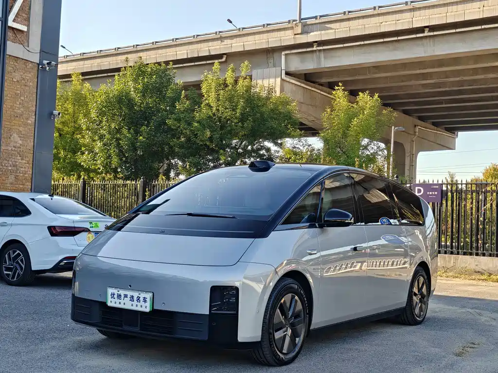 Ideal MEGA 2024 Ultra купить на сайте DeffCars