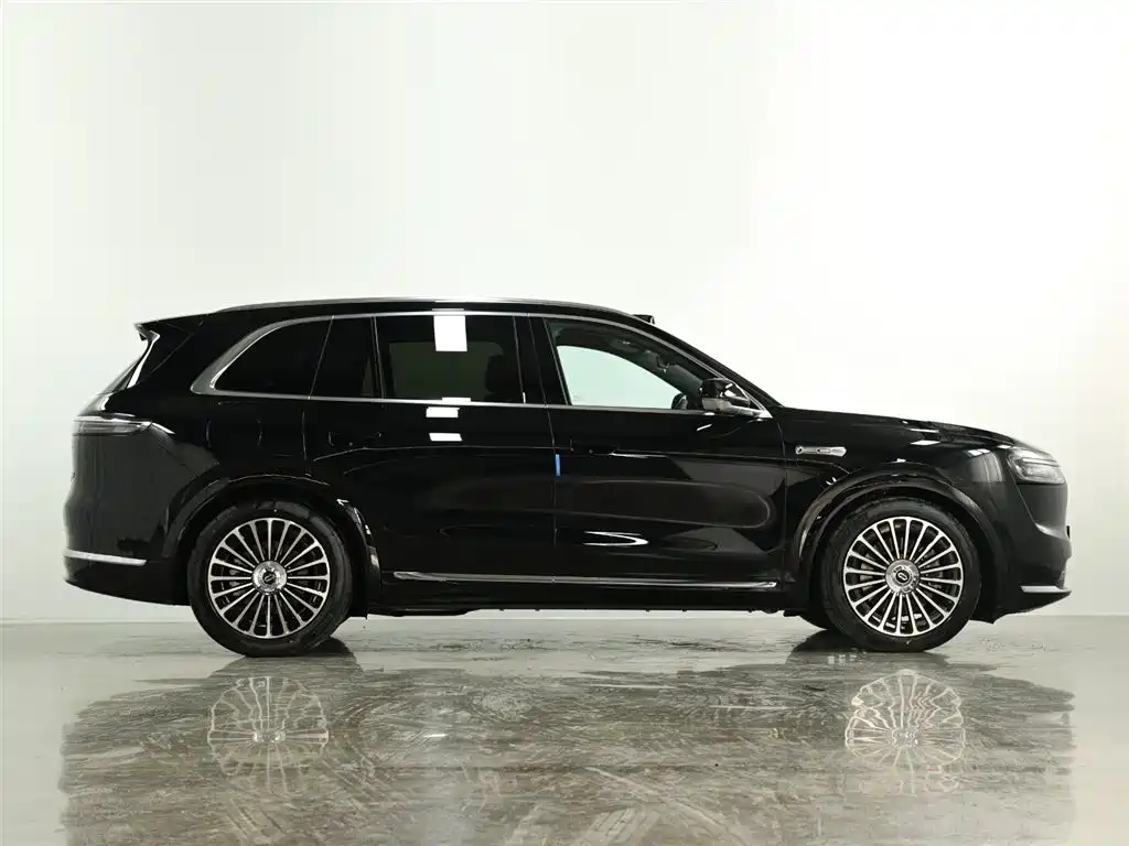 Wenjie M7 2026 extended range Max four-wheel drive version 5 seats купить на сайте DeffCars