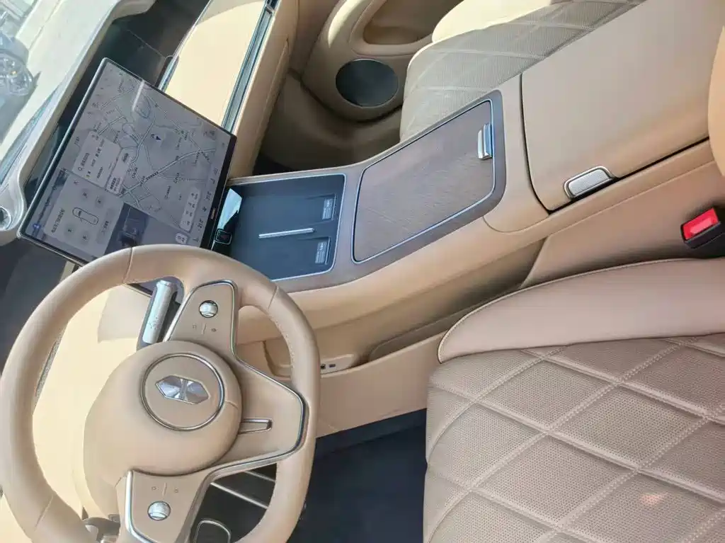 Xiangjie S9 2026 extended range Ultra rear drive 53kWh 192-line lidar) купить на сайте DeffCars