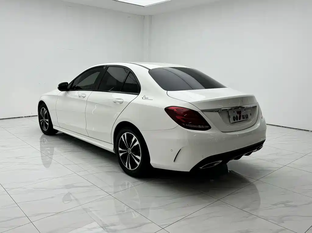 Mercedes-Benz C-Class 2018 C 200 Sports Edition купить на сайте DeffCars