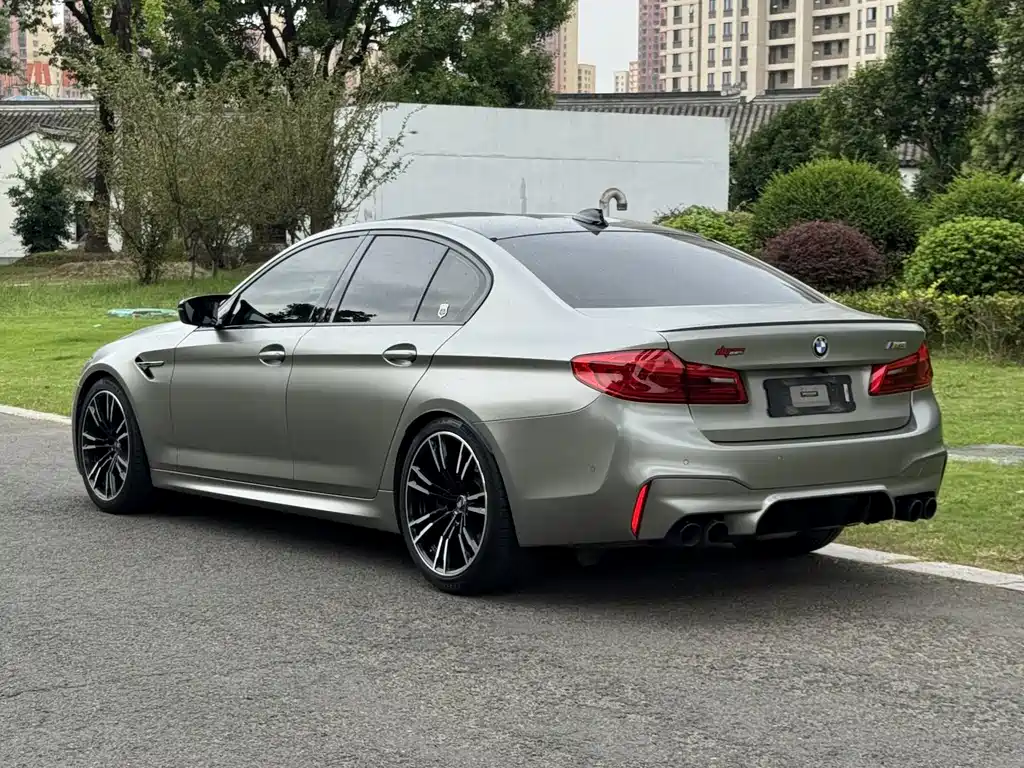 BMW M5 2018款 купить на сайте DeffCars