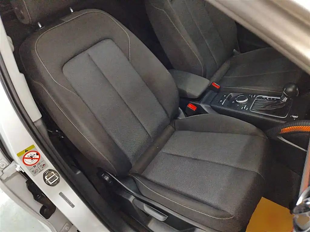 Audi Q2L 2018 35 TFSI launches exclusive version, National V купить на сайте DeffCars