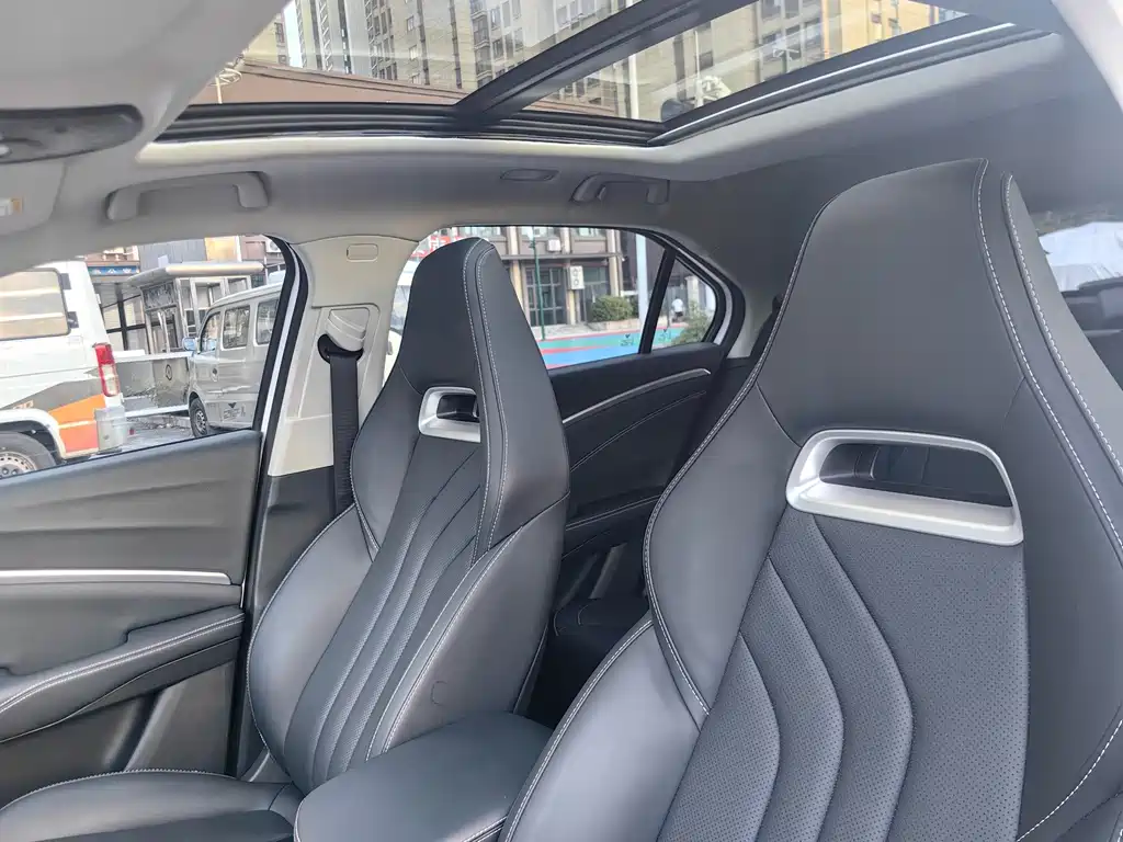U 2022 Model Zhi 400 Tri Yuan Lithium купить на сайте DeffCars