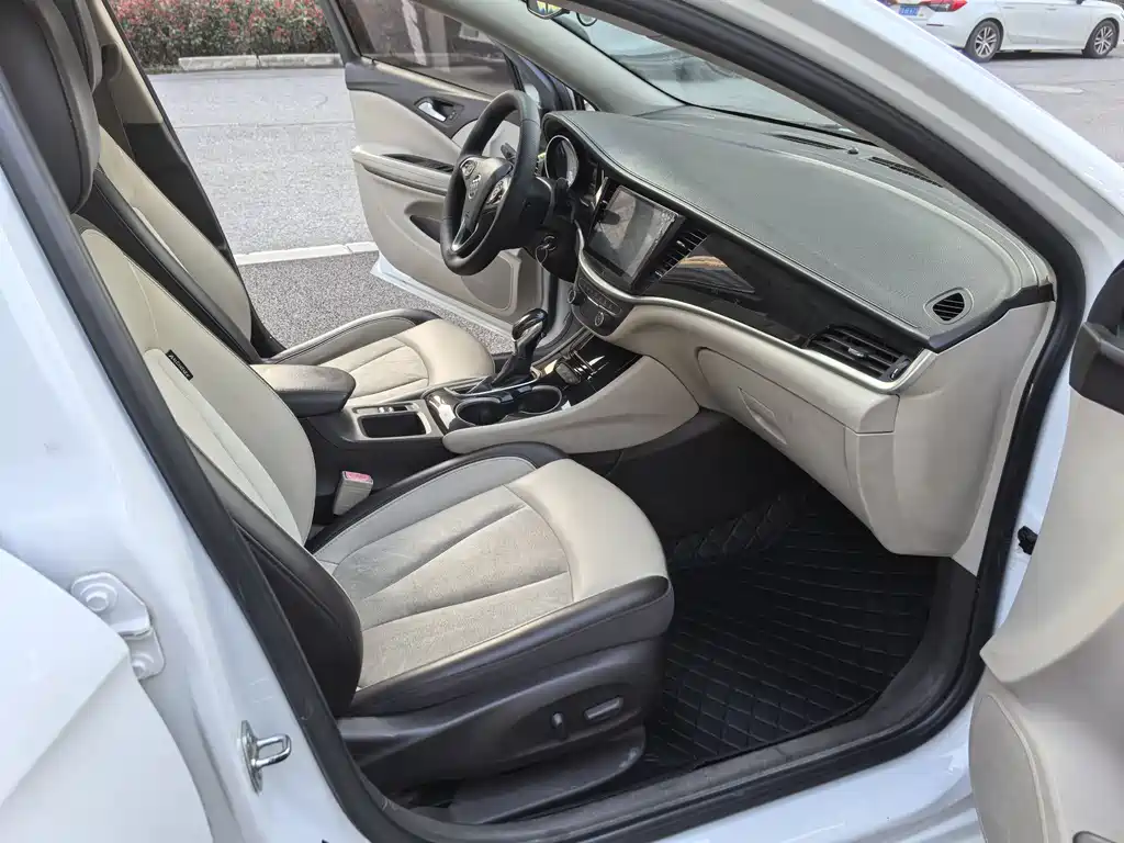Weilan 2015 Sedan 15S Automatic Leading Type купить на сайте DeffCars