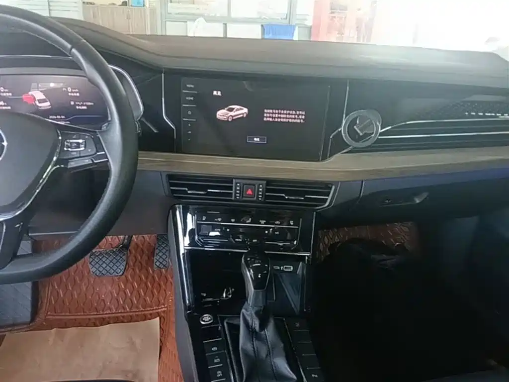 Passat 2021 330TSI Deluxe Edition купить на сайте DeffCars