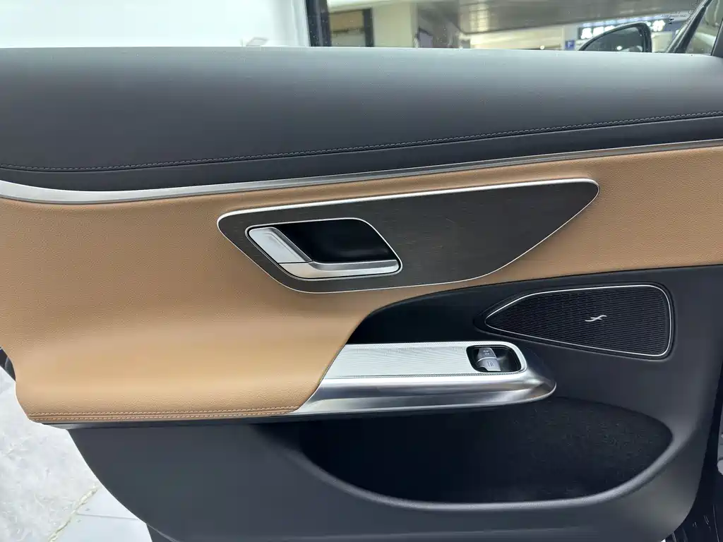 Mercedes-Benz E-Class 2025 E 300 L Fashion Model купить на сайте DeffCars