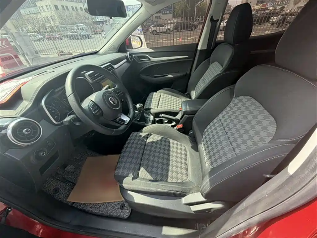 MG ZS 2020, the world’s million-selling model, 1.5L manual comfort version купить на сайте DeffCars