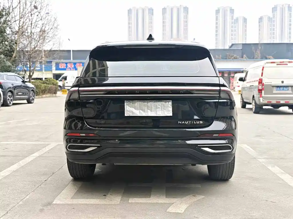 Voyager 2023 2.0T four-wheel drive Zunrui version купить на сайте DeffCars