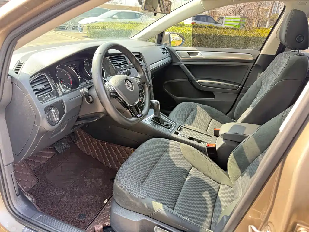 Golf 2020 280TSI DSG comfort model купить на сайте DeffCars