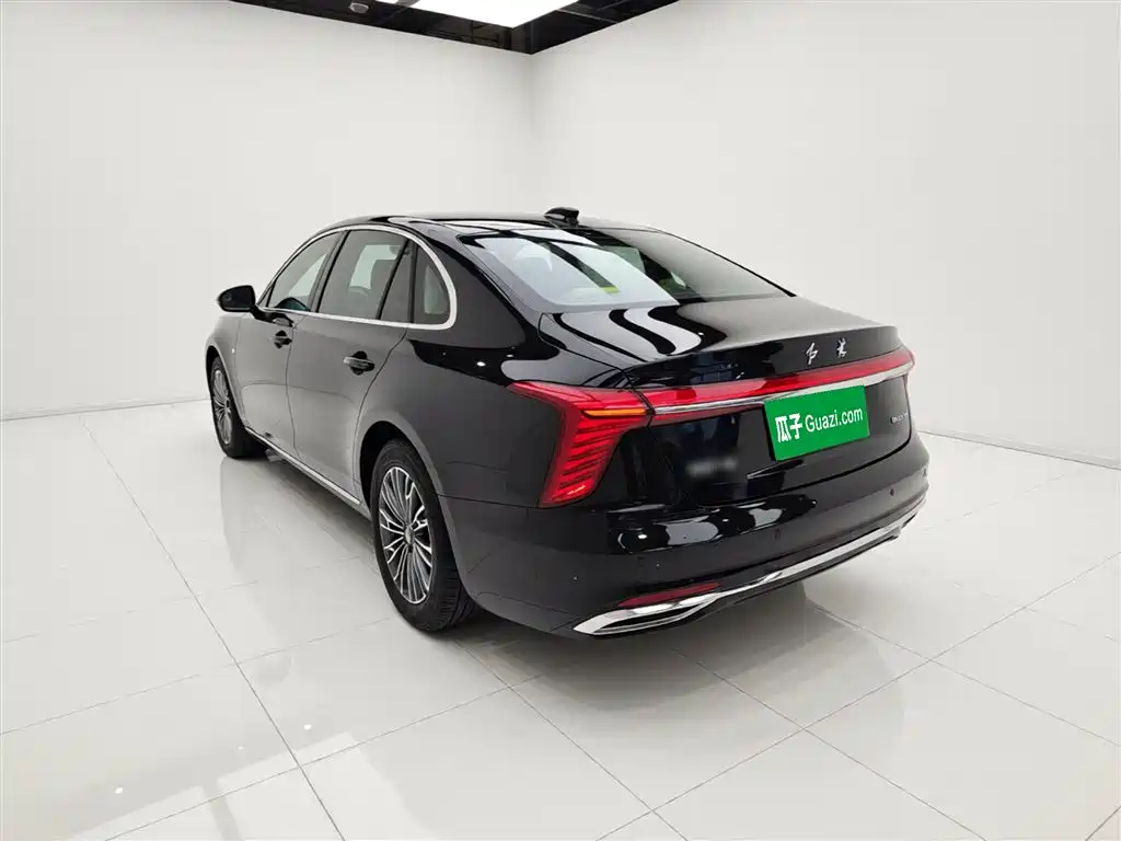 Hongqi H5 2024 1.5T DCT Zhilian Qiyun Edition купить на сайте DeffCars